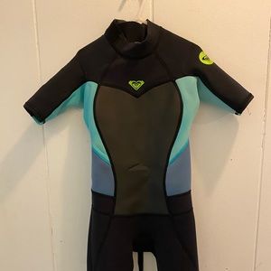 Roxy size 8 girls wetsuit